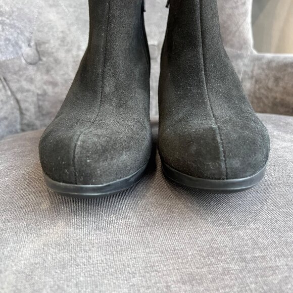 La Canadienne Women’s Oliver Waterproof Suede Booties – Size 9M Black - Picture 5 of 11